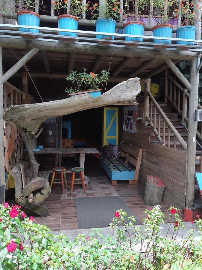 Wood House Hostel La Fortuna Exterior foto